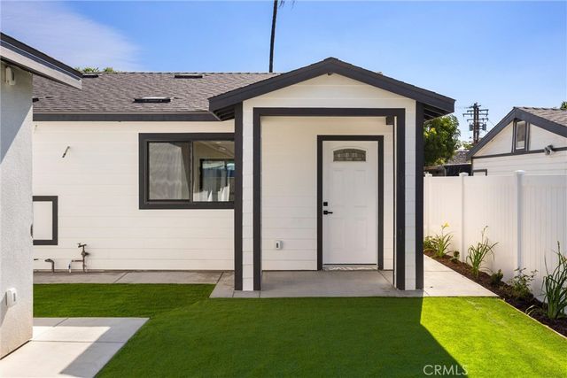 871 N. Perris, San Bernardino, CA 92411