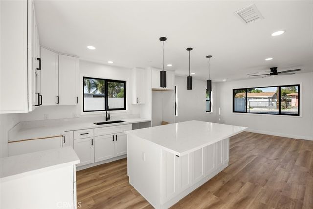 871 N. Perris, San Bernardino, CA 92411