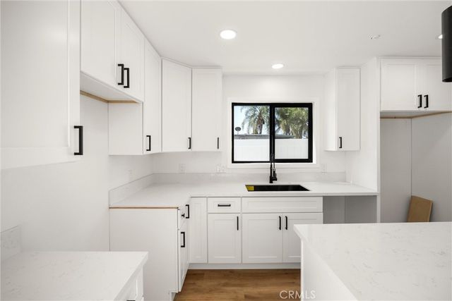 871 N. Perris, San Bernardino, CA 92411