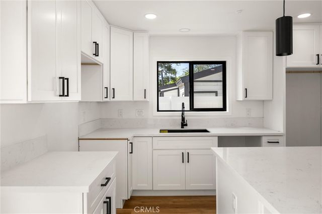 871 N. Perris, San Bernardino, CA 92411