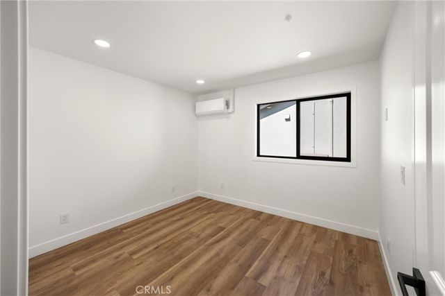 871 N. Perris, San Bernardino, CA 92411