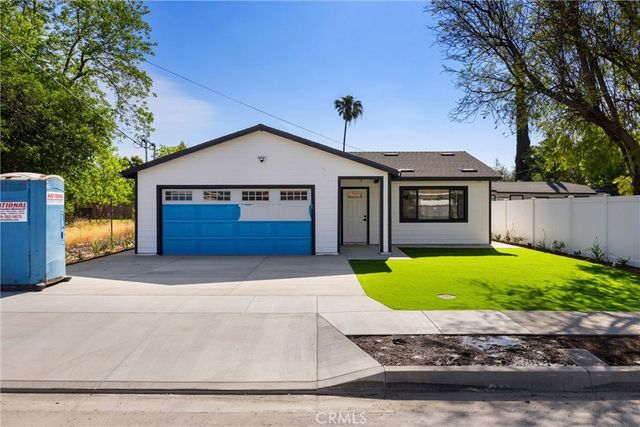 871 N. Perris, San Bernardino, CA 92411