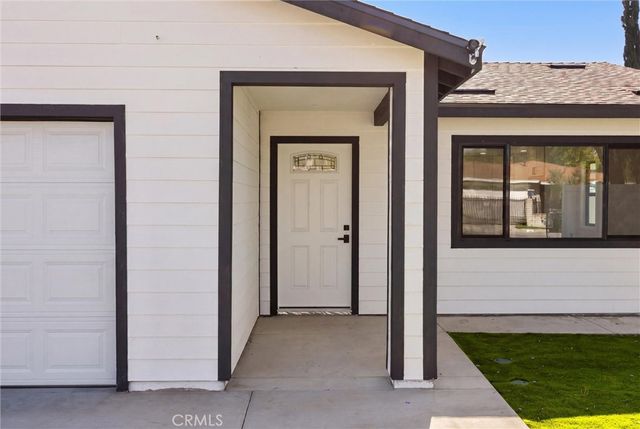 871 N. Perris, San Bernardino, CA 92411