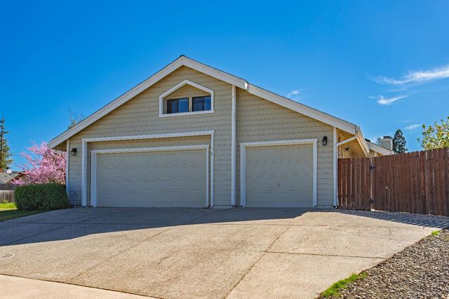 1418 Mother Lode Dr, Roseville, CA 95661