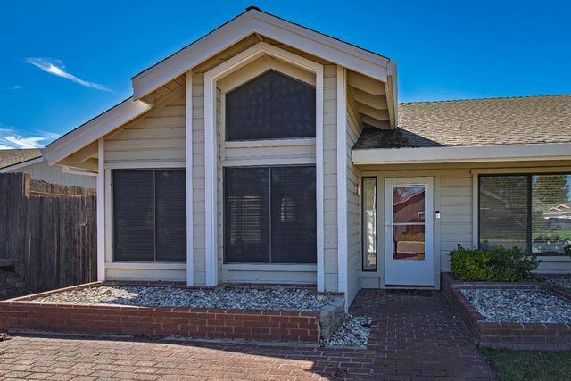 1418 Mother Lode Dr, Roseville, CA 95661