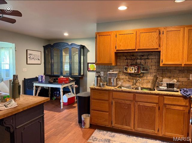 5220 Hurryville Road, Farmington, MO 63640