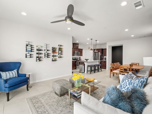 4034 N Vaughan Avenue, Fresno, CA 93723