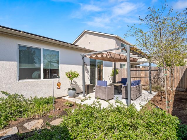 4034 N Vaughan Avenue, Fresno, CA 93723