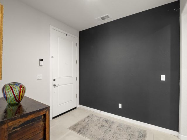 4034 N Vaughan Avenue, Fresno, CA 93723