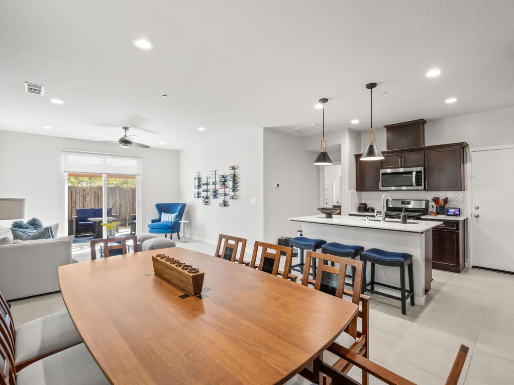 Image 11 of property listing at 4034 N Vaughan Avenue, Fresno, CA 93723