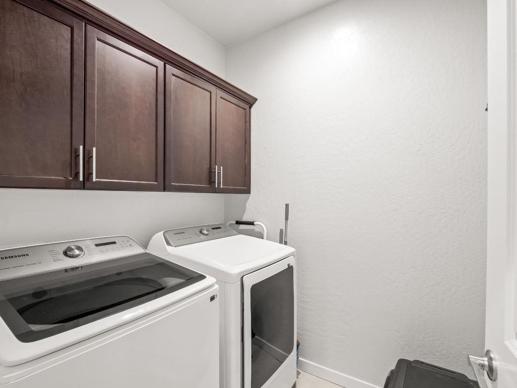 Image 24 of property listing at 4034 N Vaughan Avenue, Fresno, CA 93723