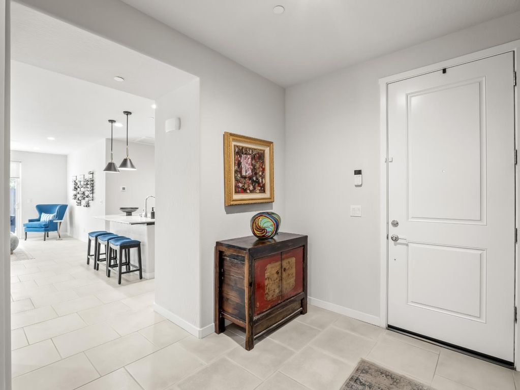 Image 4 of property listing at 4034 N Vaughan Avenue, Fresno, CA 93723