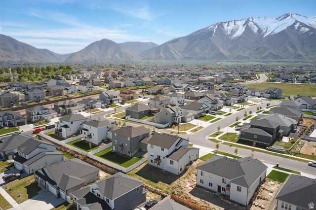 1147 N CARRIAGE LN, Spanish Fork, UT 84660
