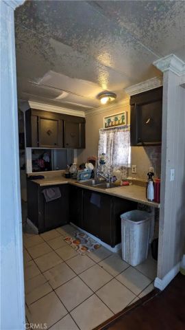 1097 N State 75, Hemet, CA 92543
