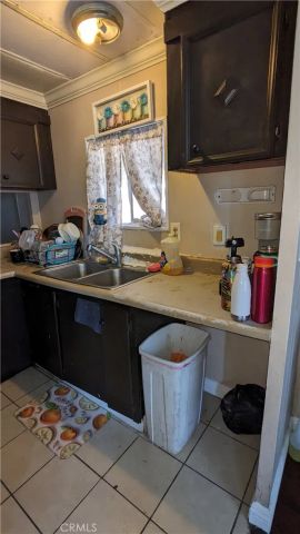 1097 N State 75, Hemet, CA 92543