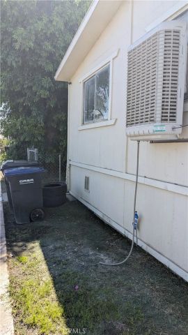 1097 N State 75, Hemet, CA 92543