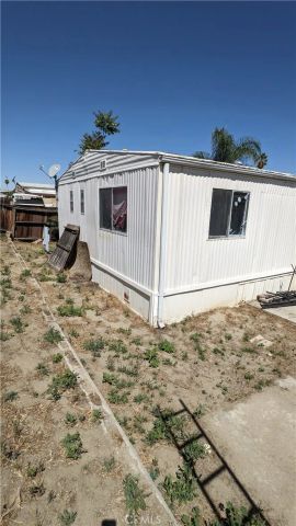 1097 N State 75, Hemet, CA 92543