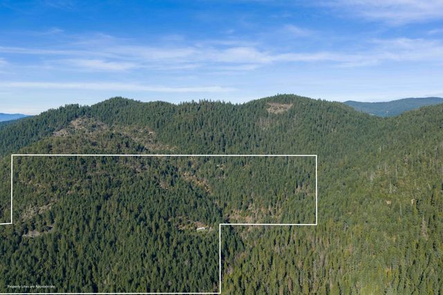 4000 E Jones Creek Road, Grants Pass, OR 97526