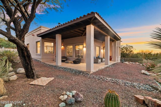 9801 N Ridge Shadow Place, Tucson, AZ 85704