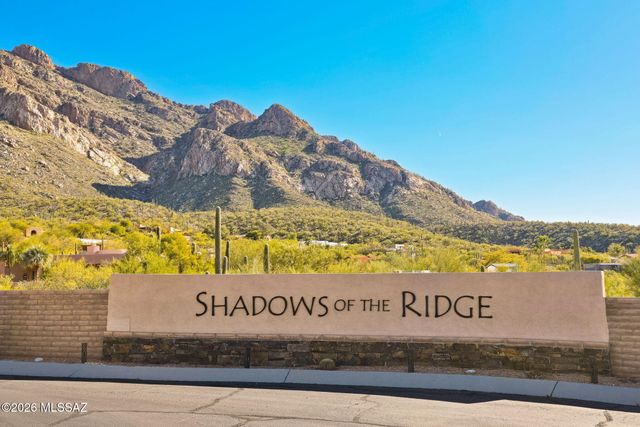 9801 N Ridge Shadow Place, Tucson, AZ 85704