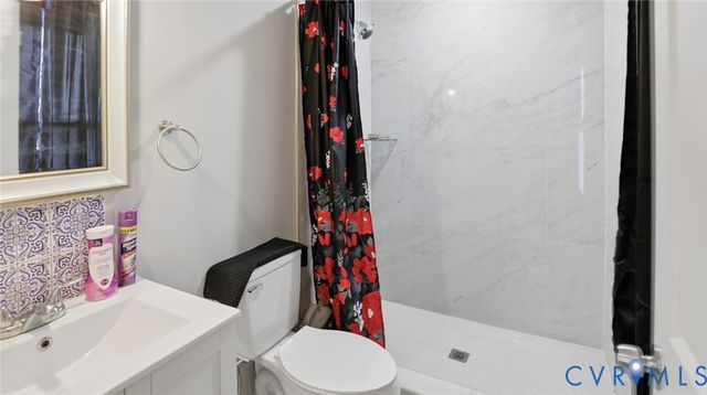 1321 Baylors Ln, Petersburg, VA 23803