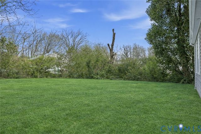 1321 Baylors Ln, Petersburg, VA 23803