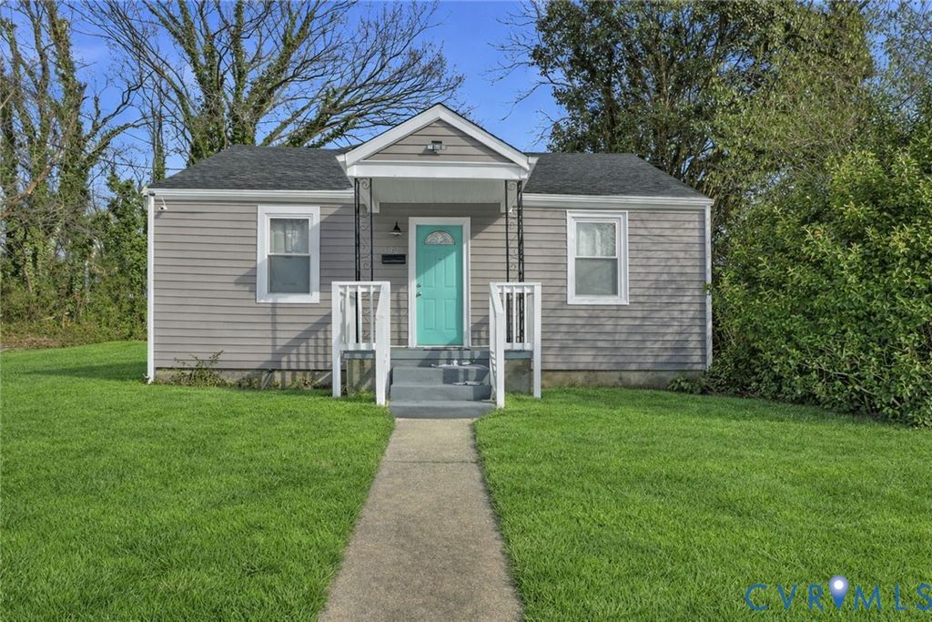 1321 Baylors Ln, Petersburg, VA 23803