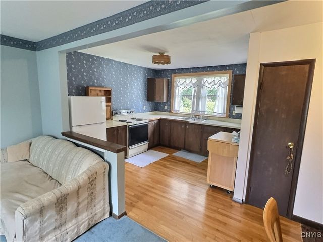 313 Chestnut Street, Oswego, NY 13126