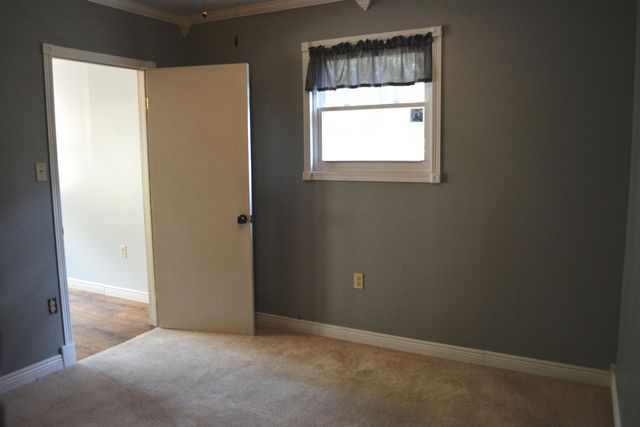 74 Enid Drive, Cherokee Village, AR 72529