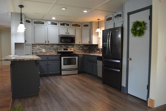 74 Enid Drive, Cherokee Village, AR 72529