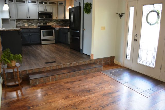 74 Enid Drive, Cherokee Village, AR 72529