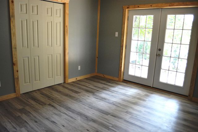 74 Enid Drive, Cherokee Village, AR 72529