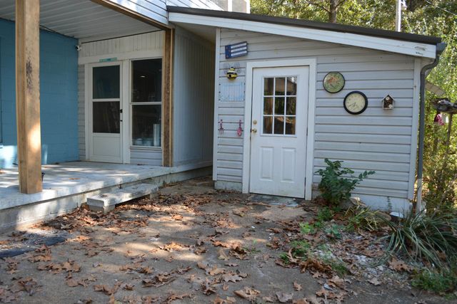 74 Enid Drive, Cherokee Village, AR 72529