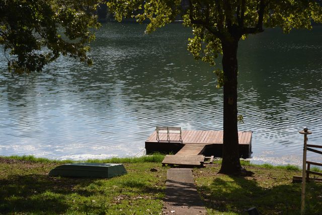 74 Enid Drive, Cherokee Village, AR 72529