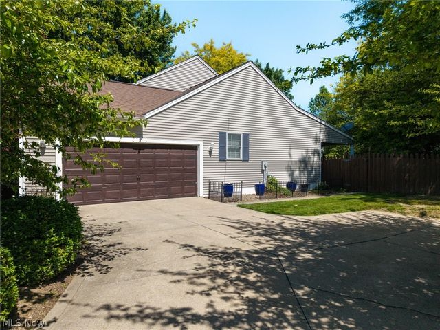 4187 Shenandoah Pky, Brunswick, OH 44212