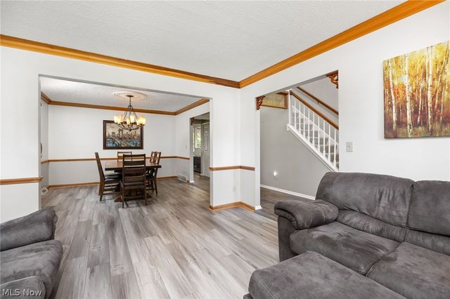 4187 Shenandoah Pky, Brunswick, OH 44212