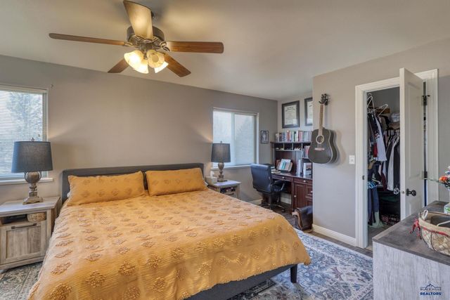 22975 MORNINGLIGHT DR, Rapid City, SD 57703