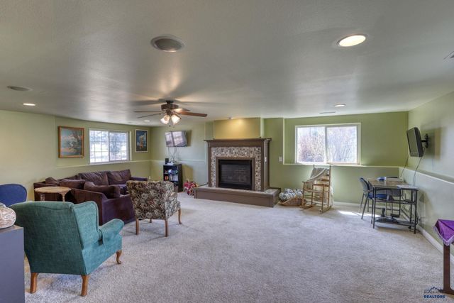 22975 MORNINGLIGHT DR, Rapid City, SD 57703