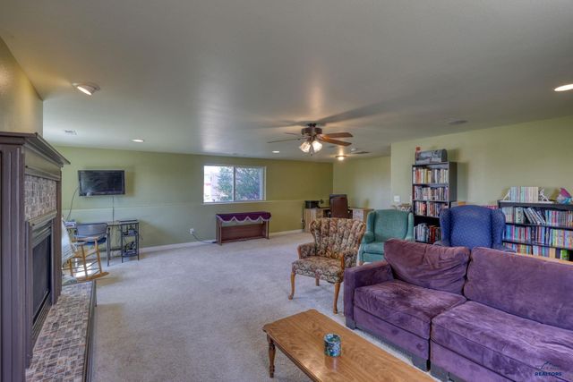 22975 MORNINGLIGHT DR, Rapid City, SD 57703