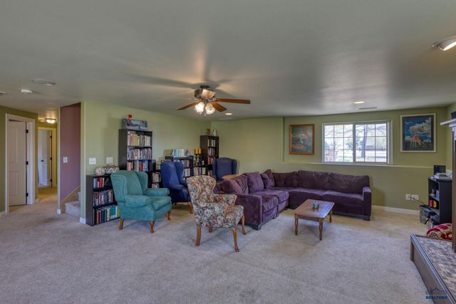 22975 MORNINGLIGHT DR, Rapid City, SD 57703