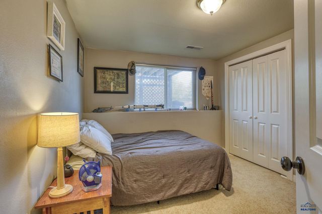 22975 MORNINGLIGHT DR, Rapid City, SD 57703