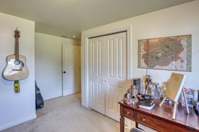 22975 MORNINGLIGHT DR, Rapid City, SD 57703