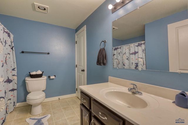 22975 MORNINGLIGHT DR, Rapid City, SD 57703