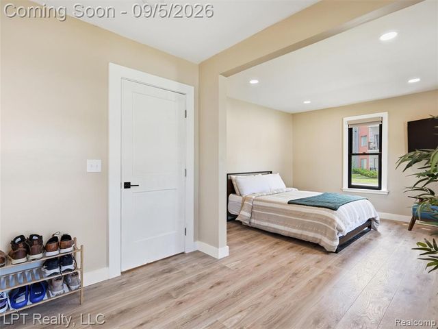 302 N 2nd Street, Brighton, MI 48116