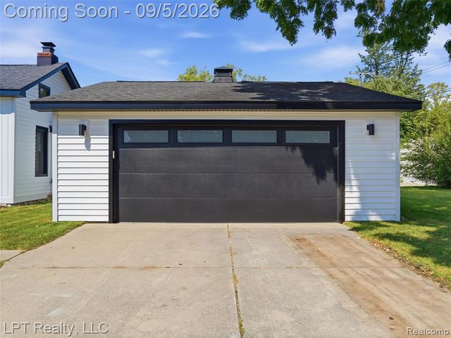 302 N 2nd Street, Brighton, MI 48116