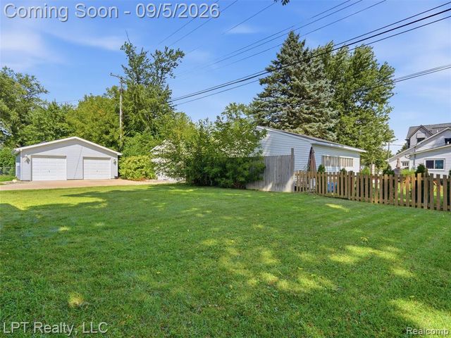 302 N 2nd Street, Brighton, MI 48116