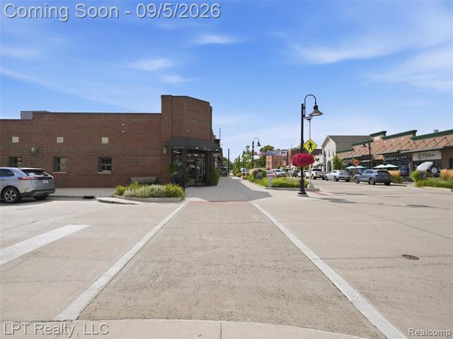 302 N 2nd Street, Brighton, MI 48116