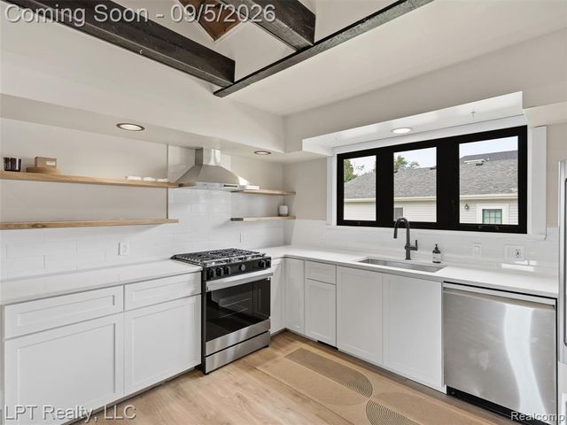 302 N 2nd Street, Brighton, MI 48116