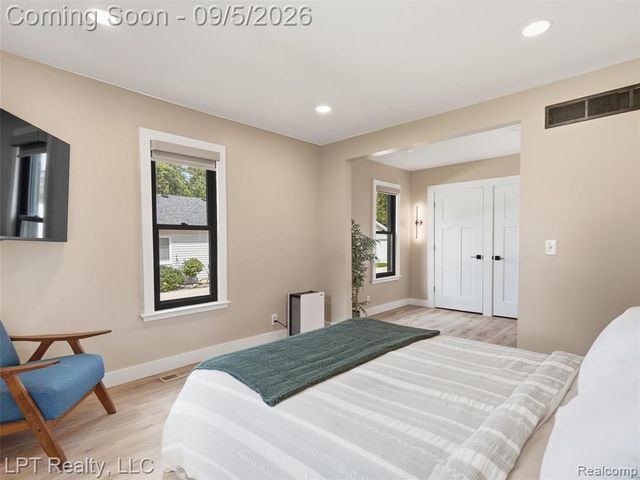 302 N 2nd Street, Brighton, MI 48116