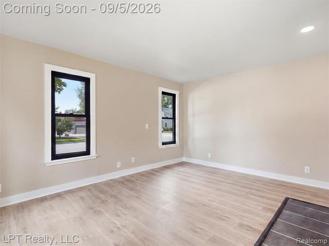 302 N 2nd Street, Brighton, MI 48116